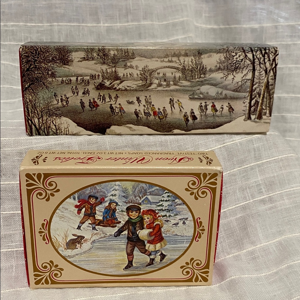 Avon Vintage Winter Scene Soap Set